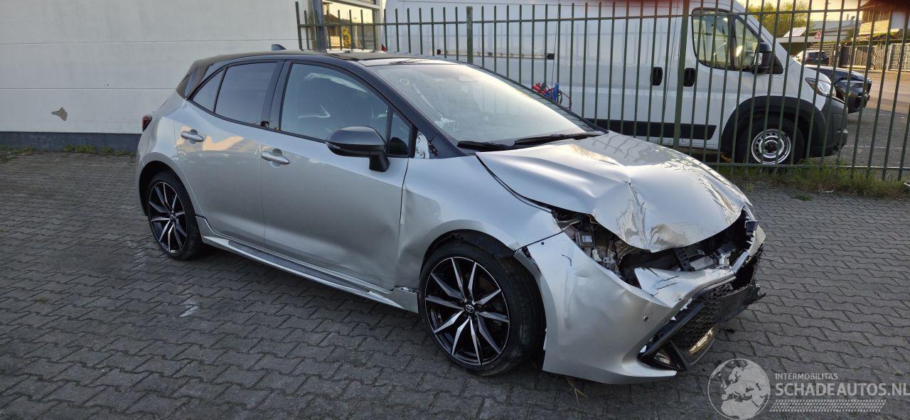 Toyota Corolla (epave laterale)